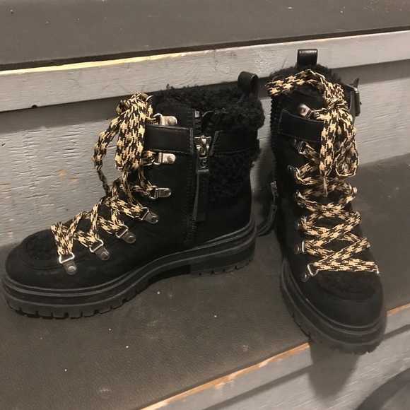 Ladies Sam Edelman boots. - Picture 3 of 6